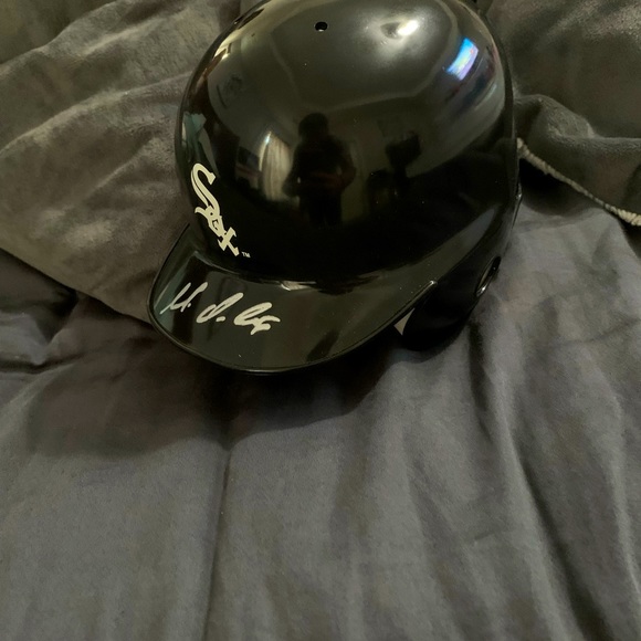 Magglio Ordonez signed miniature Chicago White Sox batting helmet